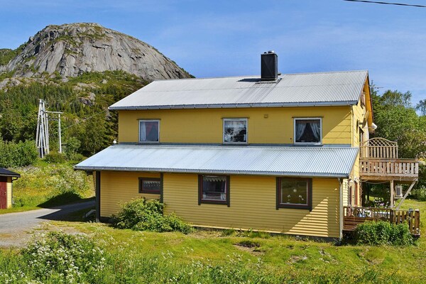 Sfeervol appartement aan zee met prachtig uitzicht op fjord en bergen - thumbnail 5