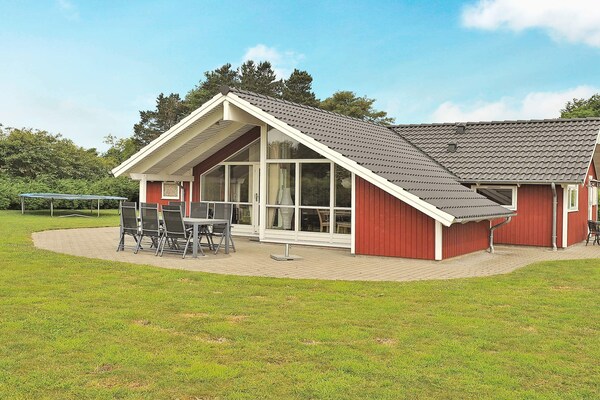 Kindvriendelijk vakantiehuis met sauna en whirlpool nabij meer op 300 meter - thumbnail 1