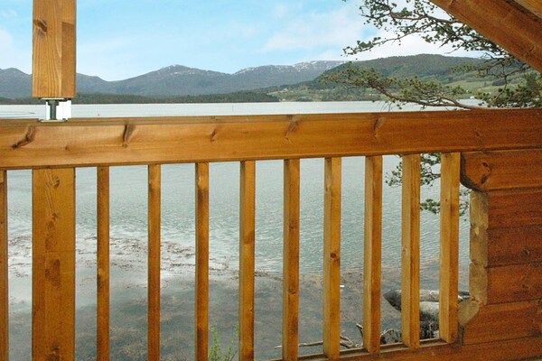 Zuidgerichte vakantiewoning aan de Skålvikfjord met fjordzicht en boothuur - thumbnail 6