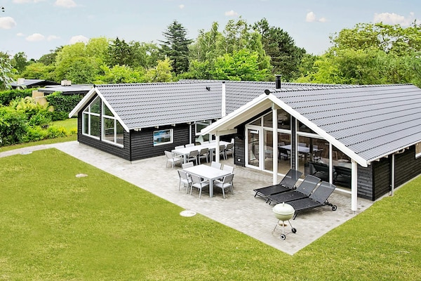 14-persoons vakantiehuis in Tisvildeleje op 650 m van zee - thumbnail 1