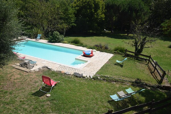 Rustiek vakantiehuis voor 6 personen met gedeeld zwembad in de Ardèche - thumbnail 6