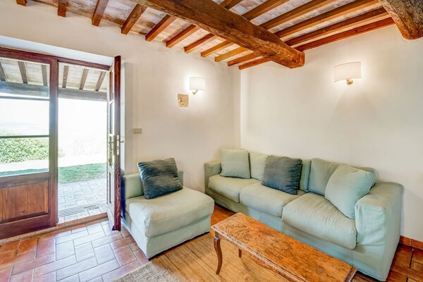 Sfeervolle villa met privézwembad en uitzicht op de Toscaanse heuvels - thumbnail 5