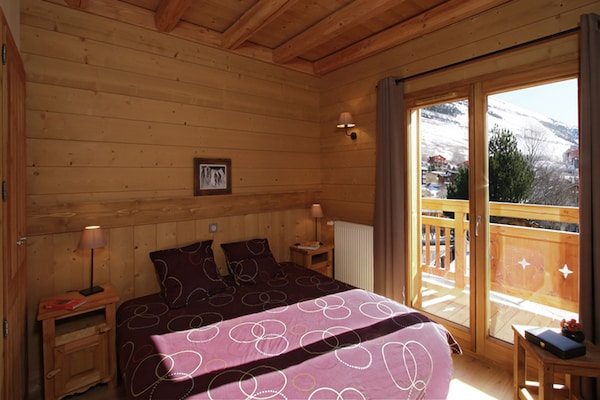 Authentiek chalet voor 14 personen direct aan de piste in Les Deux Alpes - thumbnail 4