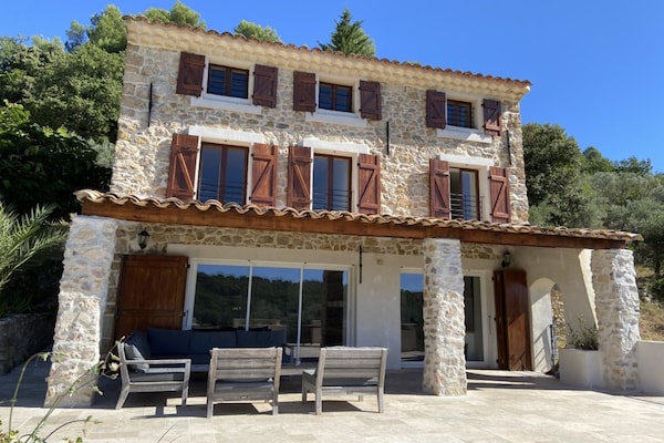 Villa Bonheur: Ruim Provençaals landgoed met privézwembad bij Ampus - thumbnail 2