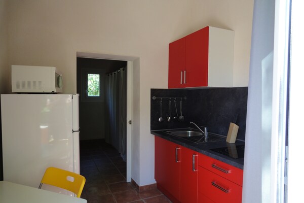 2-persoons vakantiehuis aan zee in Poggio Mezzana - thumbnail 2