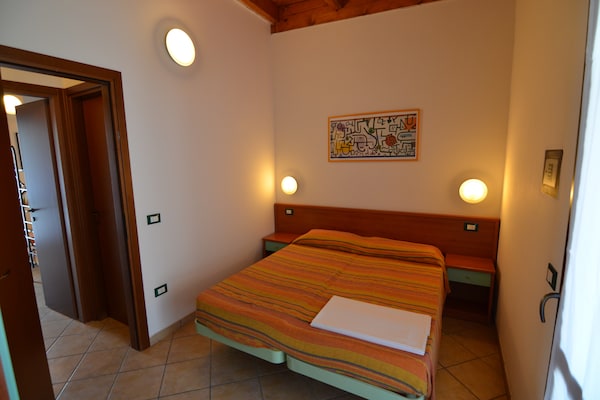 Licht duplex appartement voor 5 personen in Lido di Spina - thumbnail 3