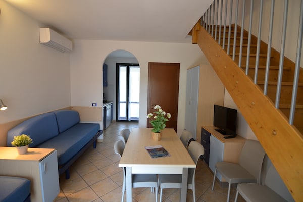 Licht duplex appartement voor 5 personen in Lido di Spina - thumbnail 2