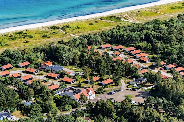 Houten vakantiehuis voor 6 personen op 500 meter van het Oostzeestrand in Marielyst - thumbnail 3