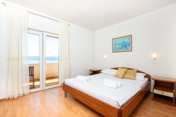 Gezinsappartement met zwembad op 200 meter van zee in Čelina - thumbnail 3