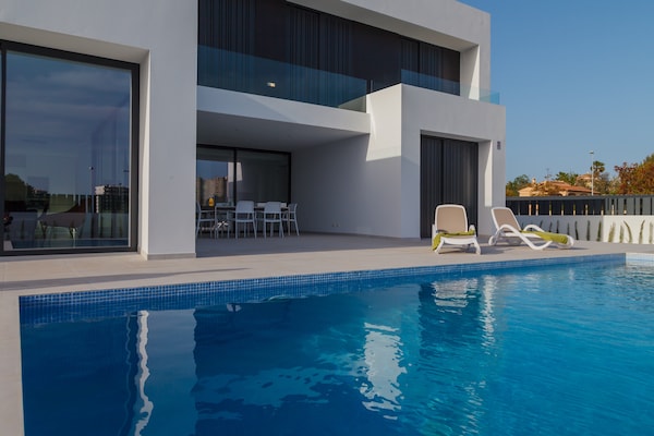 Centraal gelegen villa in Calpe met privézwembad vlakbij het strand - thumbnail 6