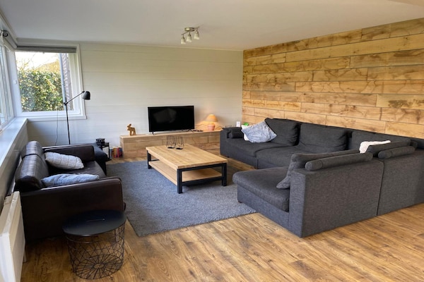 Ruim chalet voor 12 personen met sauna en speelruimte nabij Durbuy - thumbnail 2