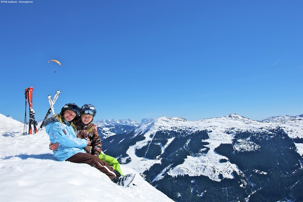 Aan de piste: Ruim appartement in centrum Saalbach-Hinterglemm - thumbnail 6