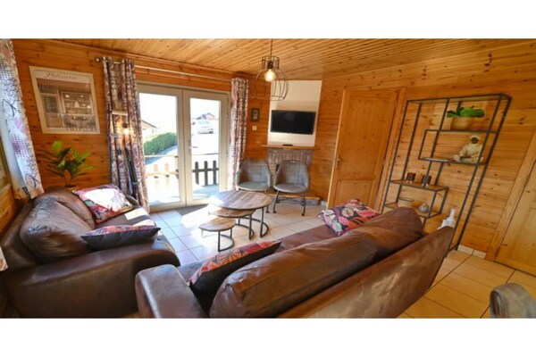 Panoramisch chalet met sauna en uitzicht op de Ourthe in La Roche - thumbnail 2