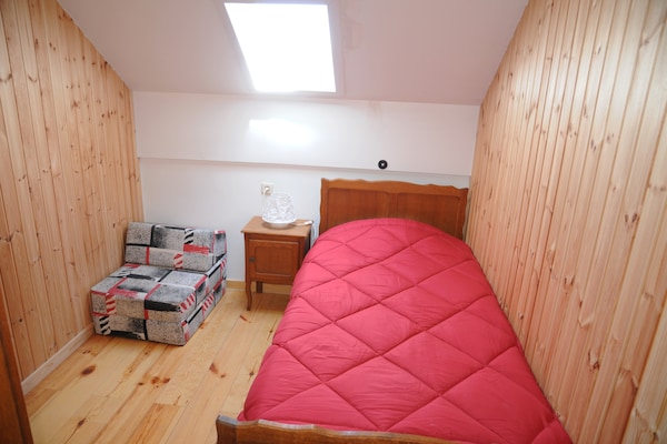 9-persoons natuursteenwoning met sauna en veranda in Bonsin - thumbnail 6