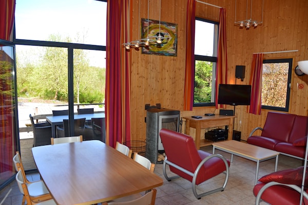 6-persoons vakantiehuis met houtkachel op 1 km van centrum Houffalize - thumbnail 5