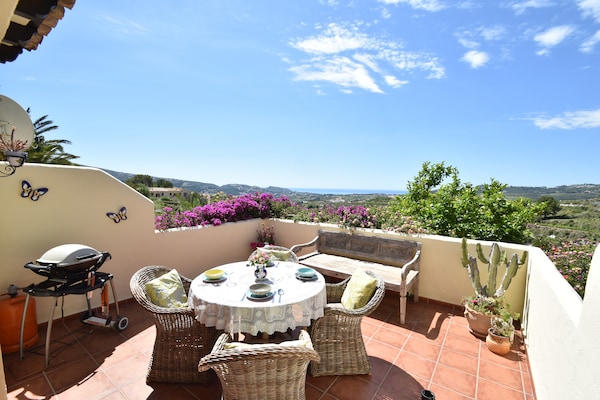 Casa Kola: Zeezichtvilla met tuin bij Moraira - thumbnail 4