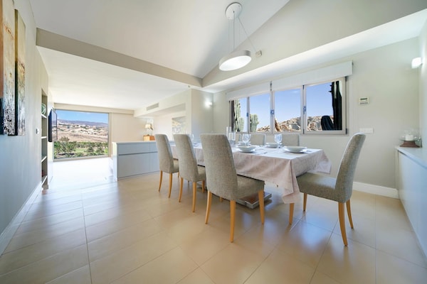 Villa met privézwembad en panoramisch uitzicht in San Bartolomé de Tirajana - thumbnail 4