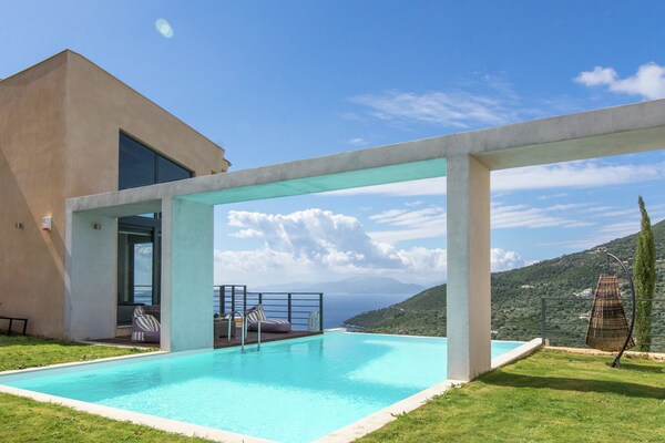 Villa Krystle: Luxe villa met zwembad en zeezicht bij Sivota, Lefkas - thumbnail 5