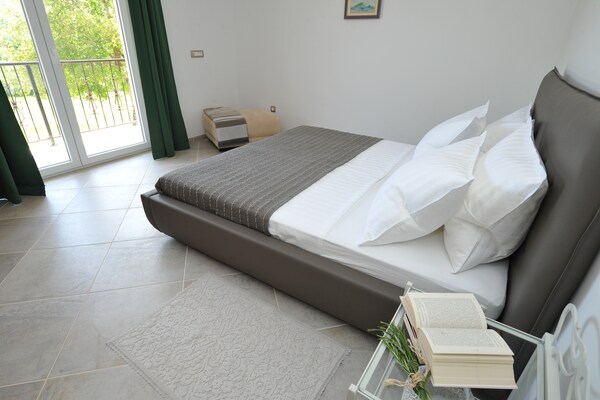 Villa Perfect Relax: Ruim vakantiehuis met privézwembad voor 10 personen in Tijarica - thumbnail 4