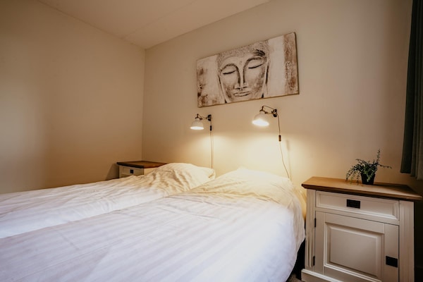 Groepsappartement aan het Uitgeestermeer met 6 slaapkamers - thumbnail 6