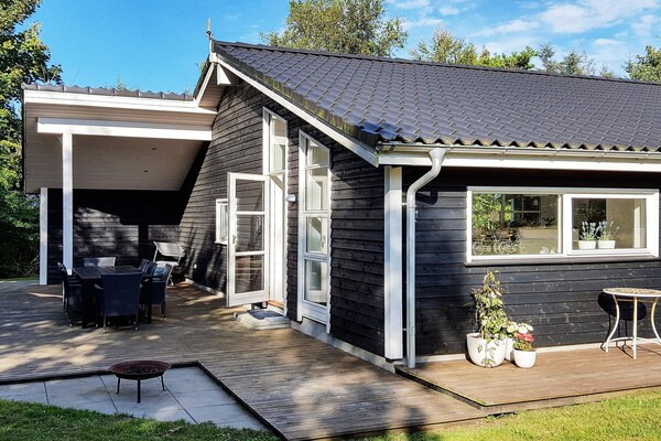 10-persoons vakantiehuis in Løgstør op 800 m van zee - thumbnail 4