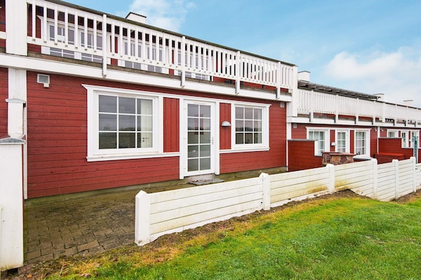 Licht vakantiehuis met panoramisch uitzicht en whirlpool bij Aabenraa - thumbnail 1
