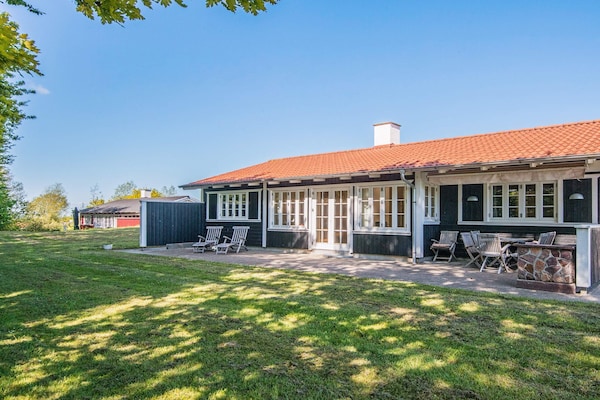 8-persoons vakantiehuis in Aabenraa op 400 m van de zee - thumbnail 4