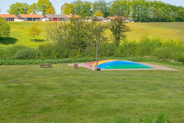 8-persoons vakantiehuis in Aabenraa op 400 m van de zee - thumbnail 6