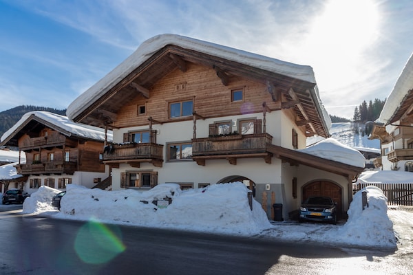 Centraal gelegen chalet in Ellmau direct aan de piste - thumbnail 3