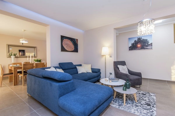 Privézwembad en luxe comfort in Villa Providenca, Debeljak - thumbnail 2