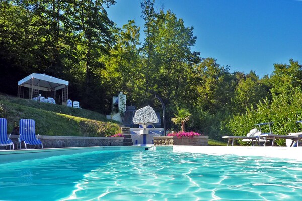 Exclusieve villa voor 16 personen met verwarmd zwembad en sauna in Pistoia - thumbnail 5