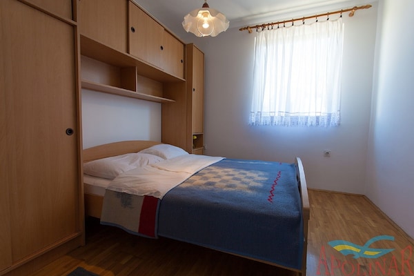 Op 400 m van zee: Rustig appartement voor 2 personen in Malinska - thumbnail 5