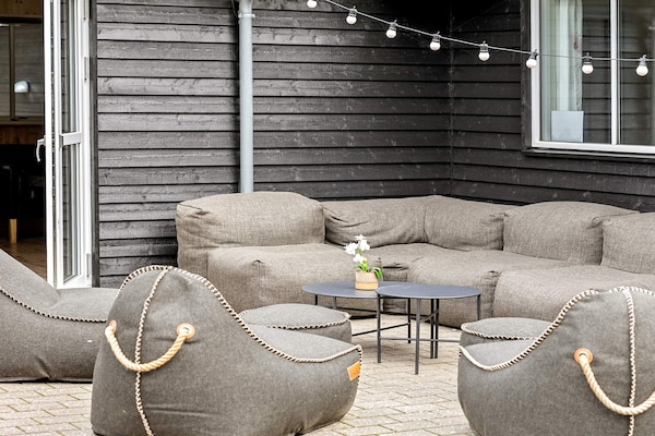 Ruim vakantiehuis in Frederiksværk voor 24 personen met zwembad · 298 m² - thumbnail 6