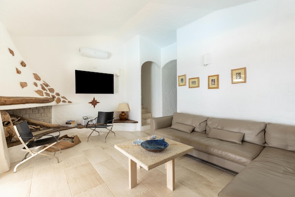 Villa Paradiso 3: Luxe villa aan de golfbaan bij Porto Cervo voor 14 personen - thumbnail 2