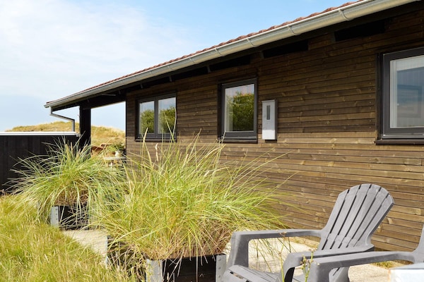 Vrijstaand vakantiehuis met sauna & whirlpool op 300m van de zee in Rindby - thumbnail 3