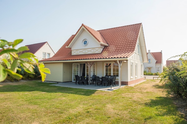 Vrijstaande villa op Noordzee Résidence Cadzand-Bad voor 10 personen - thumbnail 1