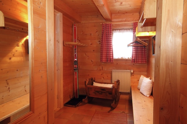 berglehen-2 sleeps 8