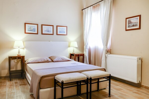 Casa Bianca: ruime villa met tuin en bubbelbad op 4 km van Corfu-stad - thumbnail 5