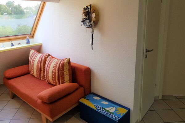 Ruim zolderappartement voor 7 personen, op 800 meter van het strand van Zierow - thumbnail 6