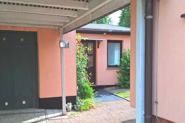 Centraal gelegen bungalow in Kröpelin voor 3 personen - thumbnail 3