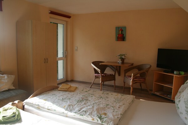 Romantisch landhuisappartement bij zee, bos en golfbaan in Kägsdorf - thumbnail 3