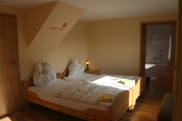 Romantisch landhuisappartement bij zee, bos en golfbaan in Kägsdorf - thumbnail 6