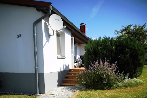 Aan zee: Gezellig vakantiehuis in Hohenkirchen voor 4 personen - thumbnail 2