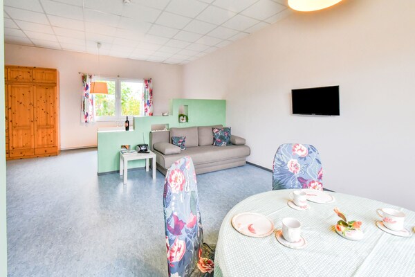 Knus appartement met tuin en BBQ, 10 km van Oostzeestrand - thumbnail 6