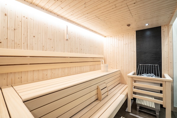 Vrijstaand chalet met sauna en bergzicht bij de piste in Bad Hofgastein - thumbnail 6