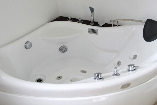 Vrijstaand vakantiehuis met wellness op 750m van zee in Hals, Denemarken - thumbnail 3