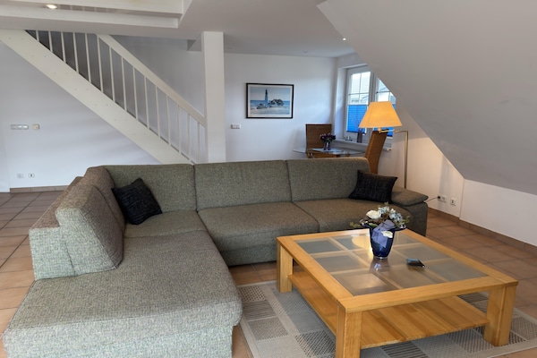 Op 500 m van het strand: ruim appartement in centrum van Zingst - thumbnail 4