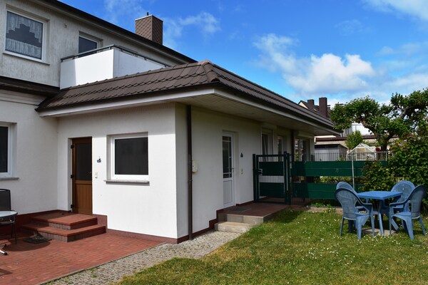 Sfeervol appartement met tuin op 500 meter van het strand in Rerik - thumbnail 2