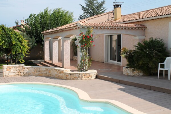 Villa Papillon: Ruime familievilla met privézwembad in Rousson, Languedoc - thumbnail 4