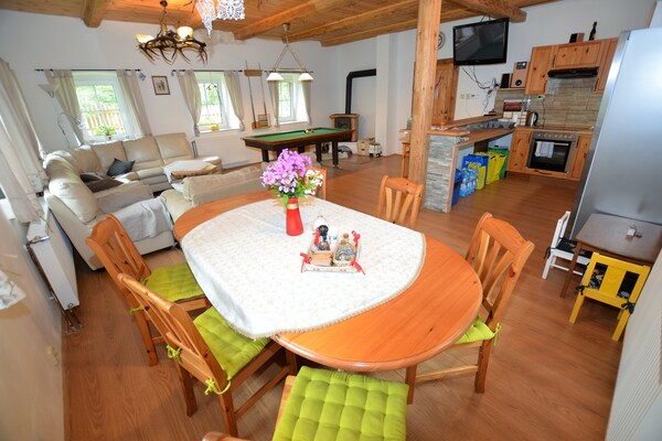 Ruim vakantiehuis Monika voor 14 personen bij Liberec met tuin en sauna - thumbnail 3